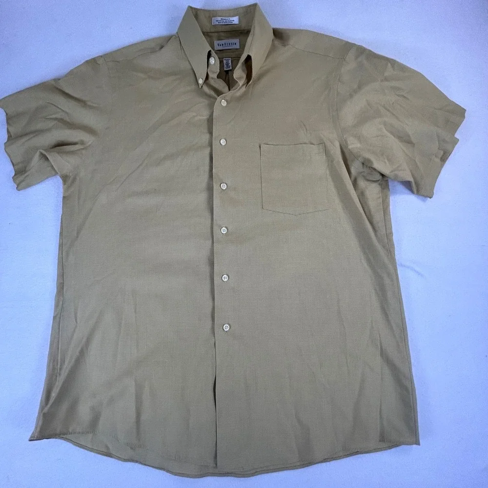 Van Heusen Mens Tan Short Sleeve Button Down‎ Shirt Wrinkle Free Large